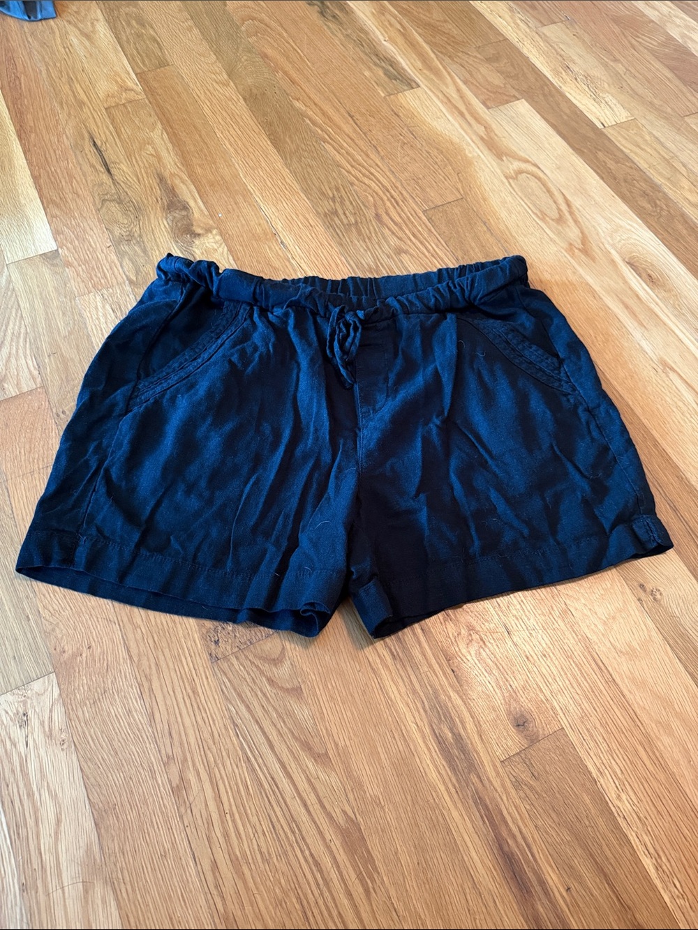 Briggs New York Black Elastic Drawstring Athletic Shorts